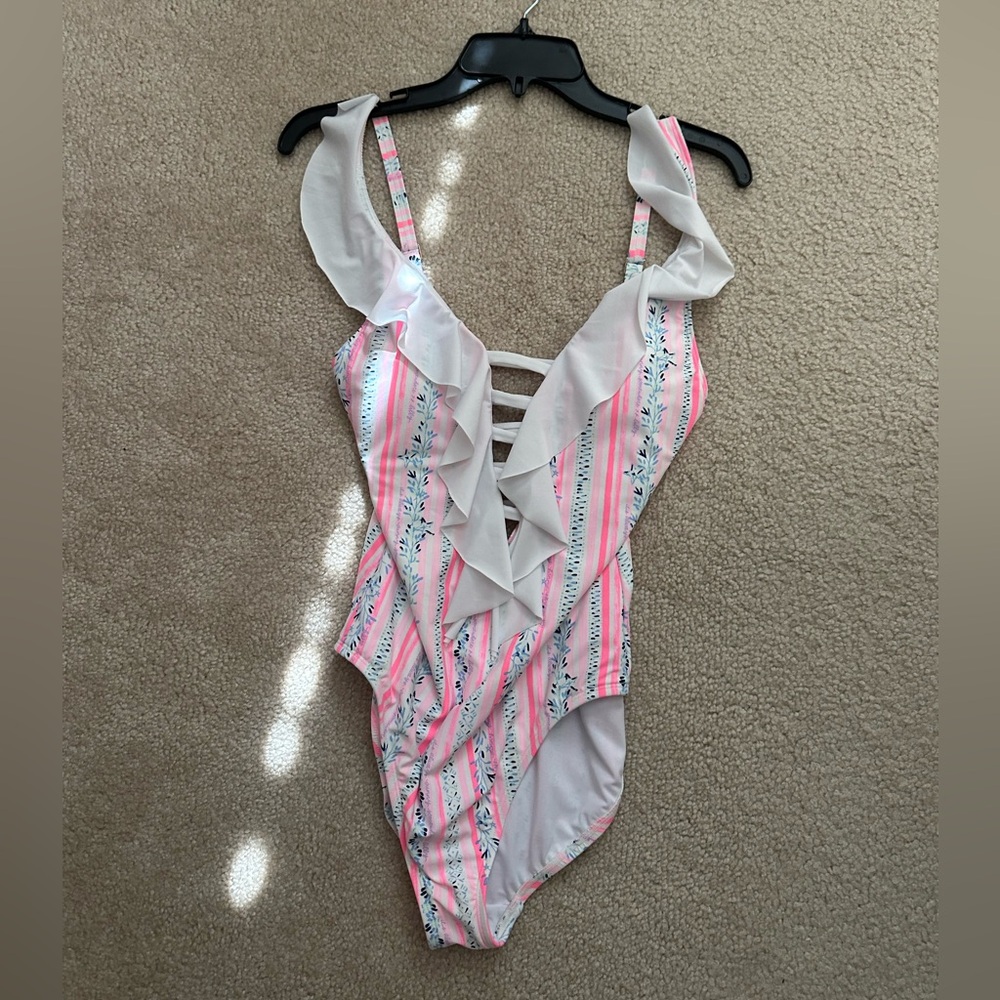 Lilly Pulitzer one piece bathing suit 🌴☀️